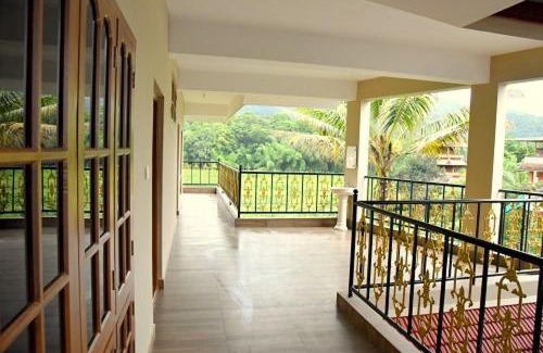 Thekkady House | Jungle Palace Homestay