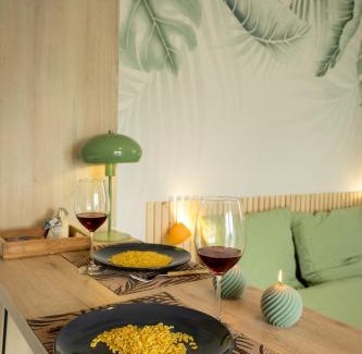 Montoir-de-Bretagne Apartment | Jungle Studio - Déco tropicale et confort moderne