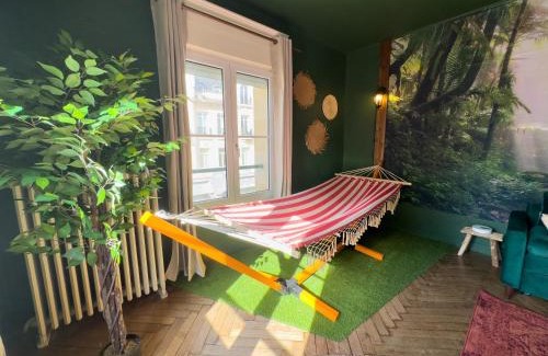 Centre Ville Apartment | Jungle Urbain- Sauna - Ciné - Hamac - Hyper centre