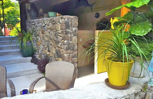 Hilo House | Jungle view bedroom with private entrance,outdoor private Bali style bathroom