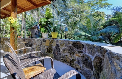 Hilo House | Jungle view bedroom with private entrance,outdoor private Bali style bathroom