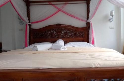 Bukit Lawang House | Jungle View Homestay & Guesthouse Only Stay Here Book Treking With Us