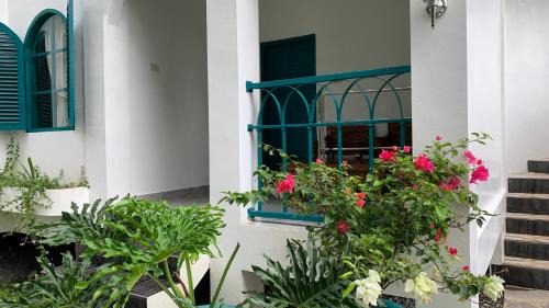 Bukit Lawang Apartment | JungleRiverHouse & JungleRiverResort