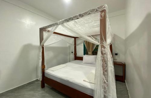 Bukit Lawang Apartment | JungleRiverHouse & JungleRiverResort