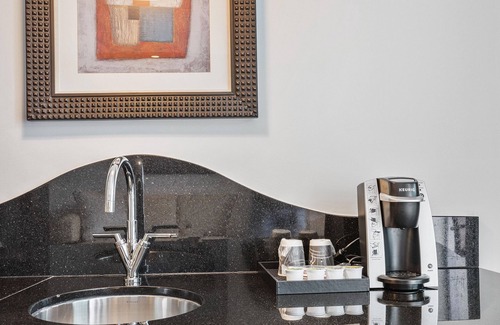 Mid Beach Apartment | Junior Suite at Fontainebleau Hotel Miami Beach