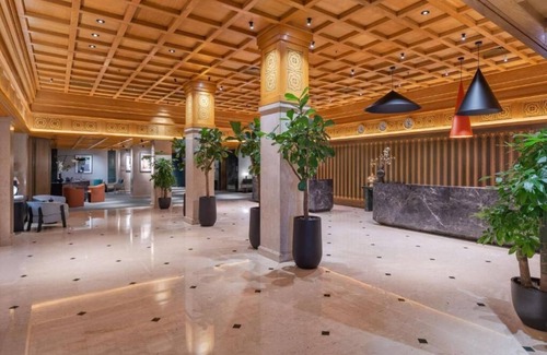 Al Rigga House | Junior Suite Near China Club By Luxury Bookings