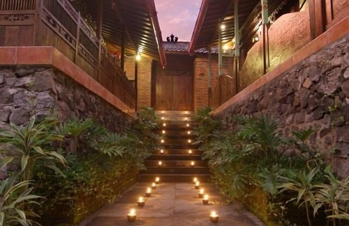 Pakem Villa | Junior Villa traditional Javanese Joglo