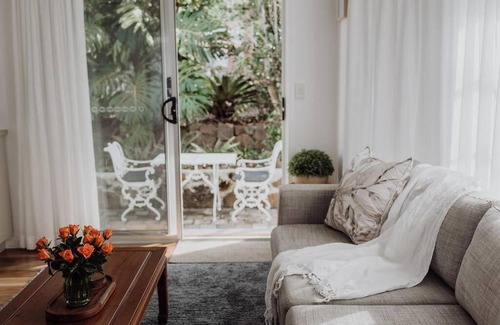 Ocean Shores Apartment | Juniper Apartment, North Byron Shire