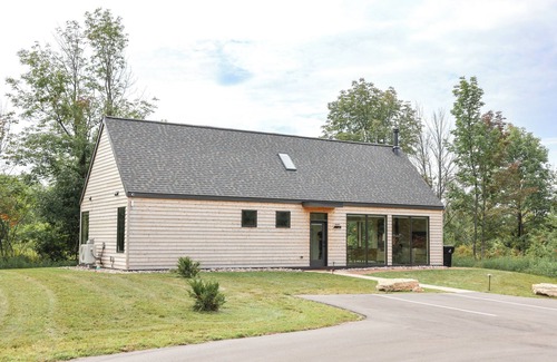 Fish Creek Cottage | Juniper at Loma Cottages