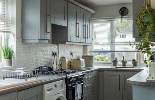 Swindon House | Juniper Close Retreat