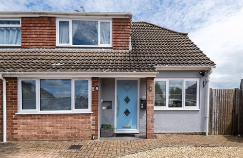 Swindon House | Juniper Close Retreat