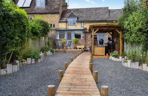 Hook Norton House | Juniper Cottage