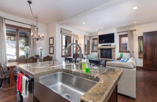 Park City House | Juniper Landing @ Alpine Ski Properties