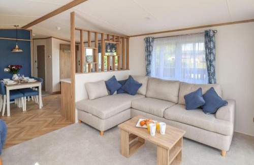 Briggswath House | Juniper Lodge