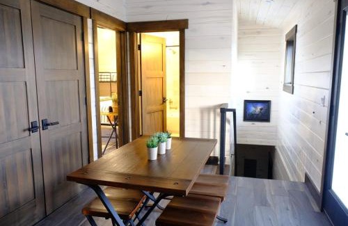 Orderville House | Juniper Ridge Luxury Two-bedroom Casita Zion E