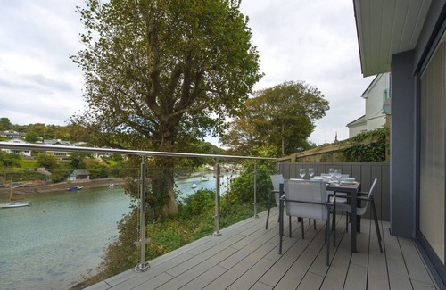 Newton Ferrers Cottage | Junket Studio, NOSS MAYO