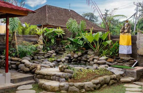 Melayang Bed & Breakfast | Junna House Ubud by Prasi
