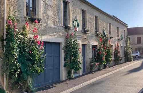 Bernieres-sur-Mer House | JunoGîte - Résidence