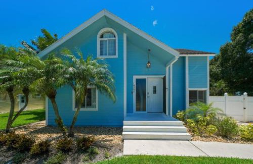 Jupiter Landing House | Jupiter Retreat W Private Pool