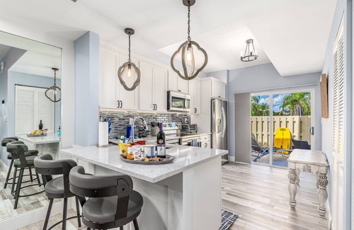 Jupiter Condo | JupRent's - Bella Paradise - 2Bed/2Bath Prime Location -Beach Ocean Golf Fishing