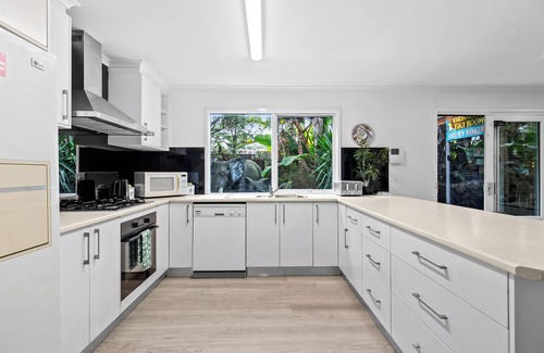 Rye House | Jurassic Park - Stay 3 pay 2 Special Offer!