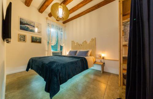Komiza Apartment | Just 4 You