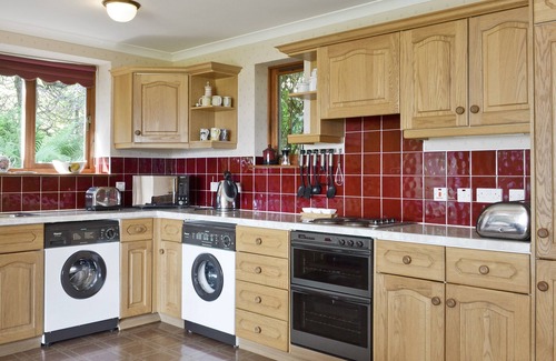 Nostie Cottage | Just 500 yards from the shoreline, visitors can enjoy private fishing and an abundance of attraction