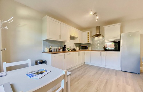 Westbury Cottage | Just 9 miles to Longleat, this beautiful property sleeps up to two guests.
