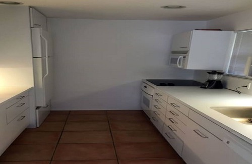 Lauderdale-by-the-Sea Villa | Just A Few minutes to the beach 5 stars rating on airbnb