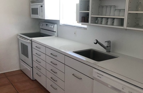 Lauderdale-by-the-Sea Villa | Just A Few minutes to the beach 5 stars rating on airbnb