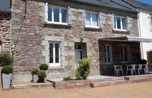 Lanloup House | Just a few minutes from the sea -