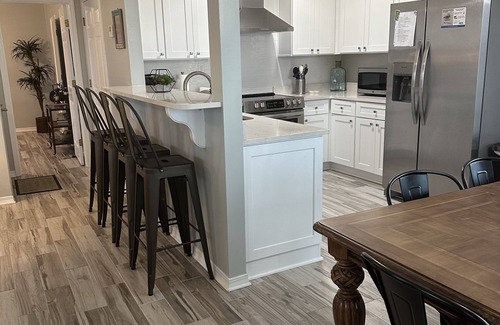 Southpointe House | Just a few steps away from the beach