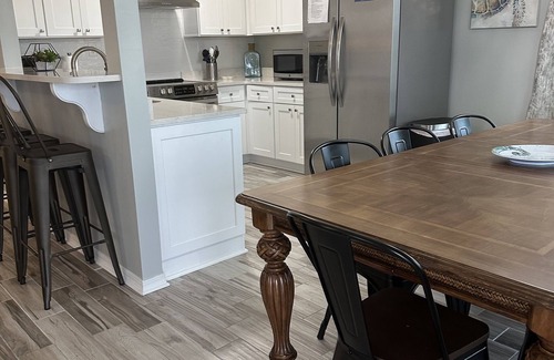 Southpointe House | Just a few steps away from the beach