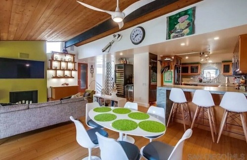 Solana Beach Condo | Just a few steps to stairs to ocean! Gated. The Sanctuary at South Sierra