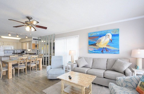 Gulf Shores House | Just a Flip Flop Throw from the Water, Beautiful Ocean Front Beach House(Duplex)