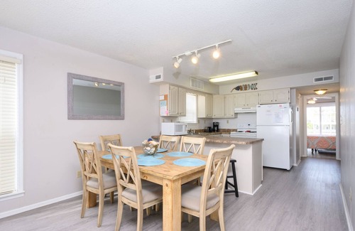 Gulf Shores House | Just a Flip Flop Throw from the Water, Beautiful Ocean Front Beach House(Duplex)