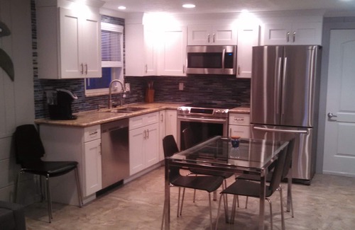 Bradenton Beach Apartment | Just A Minute Walk To The Beach To Catch A Beautiful Sunset.