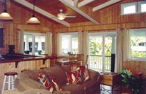 Hanalei House | JUST A THREE MINUTE WALK TO THE BEACH OR TOWN!
