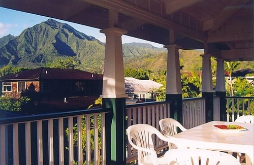 Hanalei House | JUST A THREE MINUTE WALK TO THE BEACH OR TOWN!