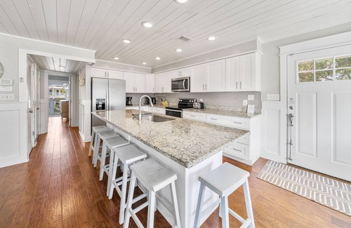 Seagrove Beach House | Just Another Day in Paradise! Seagrove Beach, Pool, Near the Beach and Seaside