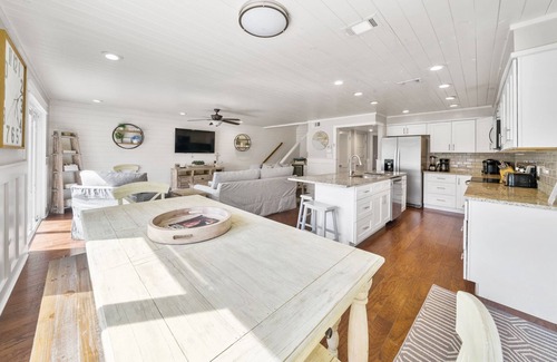 Seagrove Beach House | Just Another Day in Paradise! Seagrove Beach, Pool, Near the Beach and Seaside