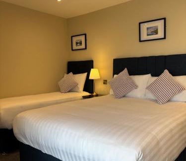 Dingle Bed & Breakfast | JUST B Townhouse