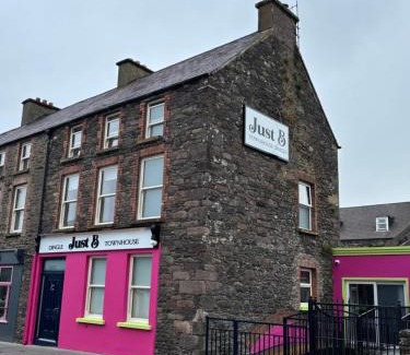 Dingle Bed & Breakfast | JUST B Townhouse