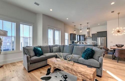 Miramar Beach House | Just Beachy by Five Star Properties