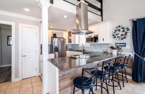 Oak Island House | Just Beachy by Oak Island Accommodations