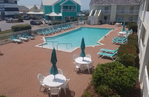 Hatteras Condo | Just Beachy! Short walk to the beach, shops and ferry!