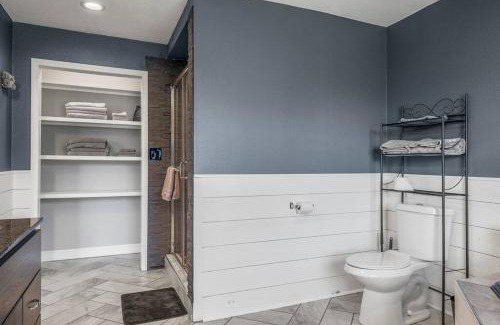 Central Oklahoma City House | Just Like Home #3: OKC-50th St. Luxury Stay for 12