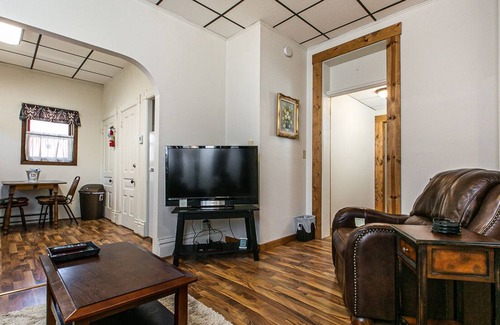 Potosi Apartment | Just Like Home Suite