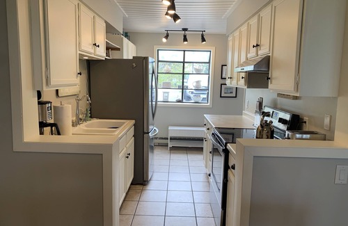 Onamia Villa | Just Listed: Izaty's Beach Villa With Pottery Barn Inspired Updates