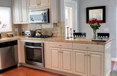 Balboa Peninsula House | Just One Home From The Beach! August Dates Available! Reserve Your Visit Today!
